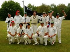A youthful Pirates XI show off their kit kindly supplied by team sponsor Fun & Games. 